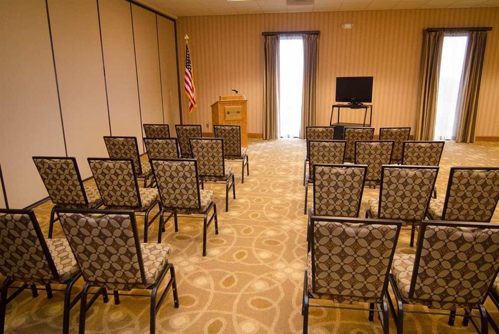 Hampton Inn Saint Robert Business photo