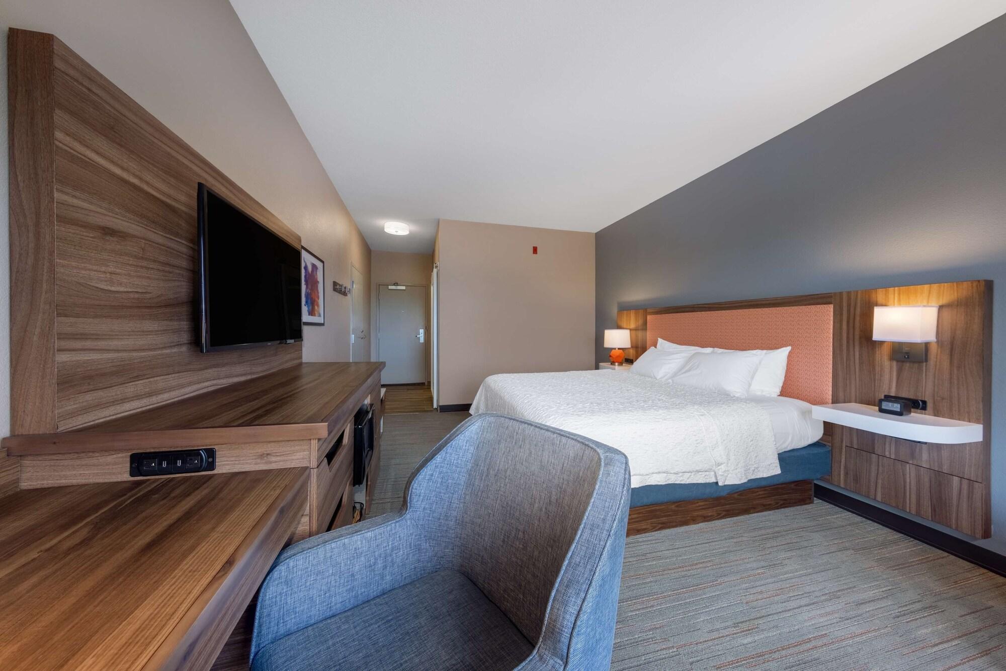 Hampton Inn Saint Robert Exterior photo