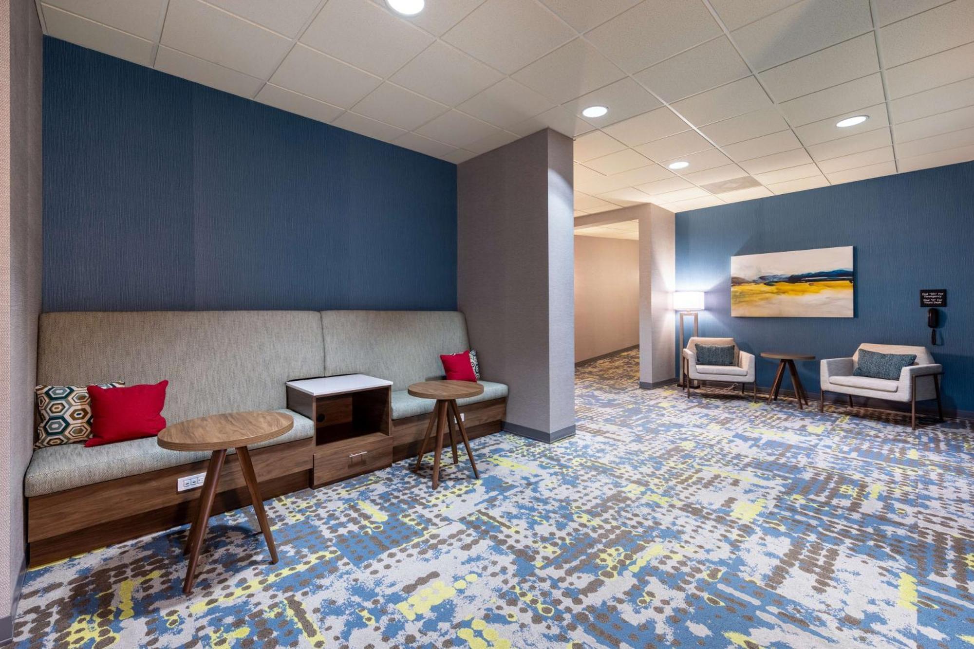 Hampton Inn Saint Robert Exterior photo